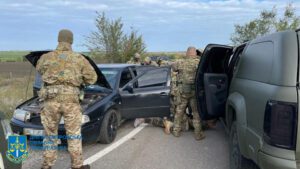 Правоохоронці затримали криворіжця, який налагодив схему продажу зброї та боєприпасів ФОТО