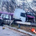У Кременчуці автобус зіткнувся з вантажівкою — є загиблий ФОТО