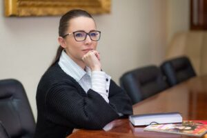 СБУ оголосила про підозру доньці колишнього міністра оборони Лебедєва ФОТО