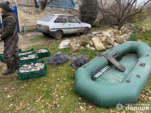 У Запорізькій області двоє чоловіків наловили риби на мільйон гривень ФОТО
