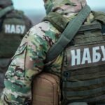 Корупційна схема на АЕС: обвинувачена, яку розшукували з 2018 року, сама прийшла до НАБУ ФОТО