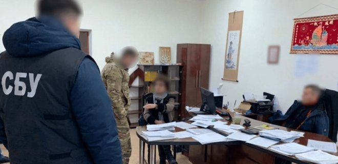 В Україні викрито підприємство, яке експортувало до рф комплектуючі для ремонту військової техніки ФОТО