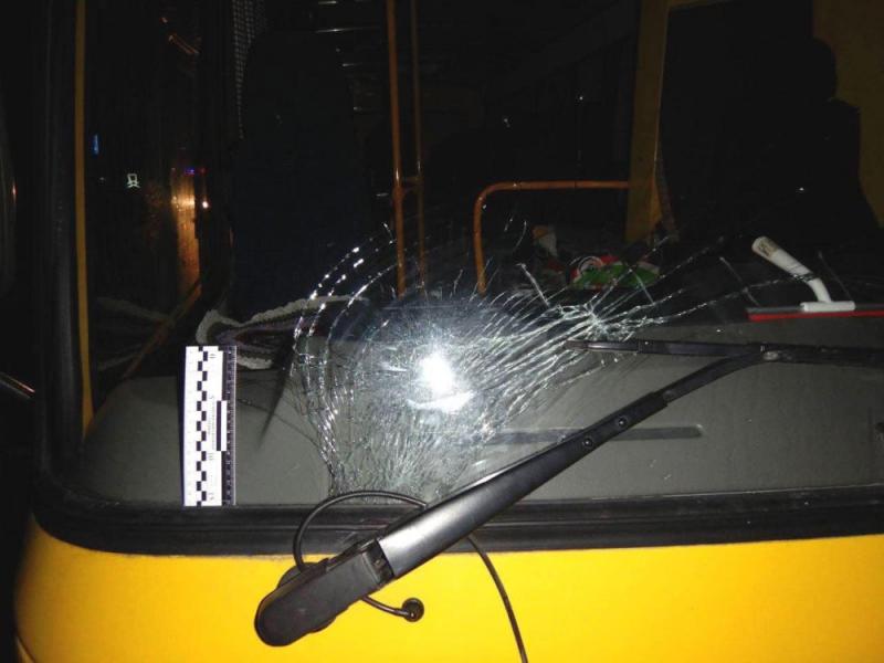 На Рівненщині водій автобусу здійснив смертельний наїзд на чоловіка ФОТО
