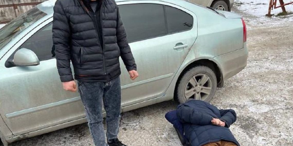 Двох поліцейських з Тернопільщини звинуватили у самовільних затриманнях ФОТО