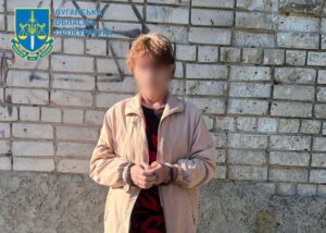 Жительку Луганщини ув’язнили на 5,5 років: брала участь в організації псевдореферендуму ФОТО