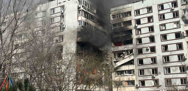 СБУ затримала чоловіка, який передавав ворогу інформацію про наслідки ракетного удару по багатоповерхівці в Запоріжжі 4 СБУ затримала чоловіка, який передавав ворогу інформацію про наслідки ракетного удару по багатоповерхівці в Запоріжжі ФОТО