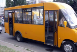 Напав з ножем на водія маршрутки: зловмиснику загрожує до 7 років позбавлення волі ФОТО