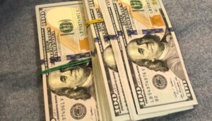 Прокурор із Закарпаття «погорів» на хабарі у $30 тисяч ФОТО