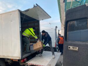 Тепловізори, дрони і бронежилети не доїхали до військових: в Україні зникло понад 650 гумвантажів ФОТО