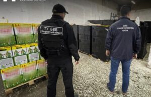 240 тонн продукції: На Закарпатті викрили масштабний цех з "лівою" побутовою хімією ФОТО