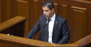 Заарештовувати мене не мали права, але, схоже, комусь потрібна була картинка, - нардеп Алєксєєв ФОТО