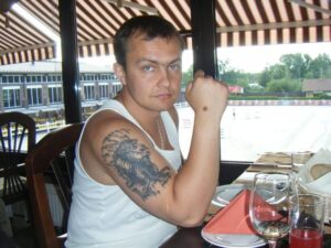 “Слузі” Арістову, який відпочивав на Мальдівах, повідомили про підозру ФОТО