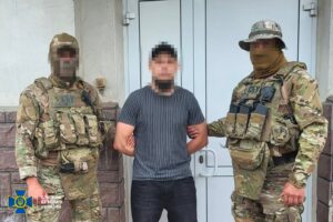 СБУ ЗАТРИМАЛА БОЙОВИКА-РОЗВІДНИКА «ДНР», ЯКИЙ ХОТІВ «ЗАЛЯГТИ НА ДНО» У ВІННИЦІ ФОТО