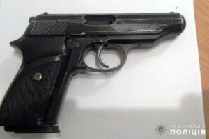 У Шепетівці чоловік зґвалтував та пограбував неповнолітню дівчину ФОТО