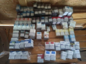 Поліцейські Одещини вилучили цигарки та алкоголь на 14 млн грн: деталі справи ФОТО