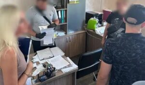 У Дніпрі шахраї-валютники привласнили 800 тисяч доларів ФОТО