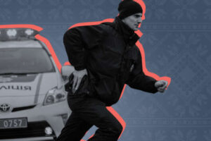 У Києві військовослужбовець ТРО продавав 15 автоматів Калашнікова ФОТО