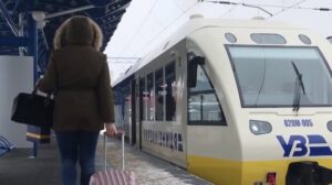 Вигадали цілу схему для перепродажу квитків "Укрзалізниці": як колектив перекупників заробляє на пасажирах ФОТО