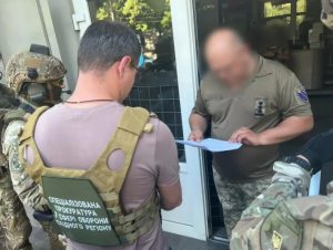 Збагатився на майже 9 мільйонів гривень: екскерівник ТЦК Дніпропетровщини отримав підозру ФОТО