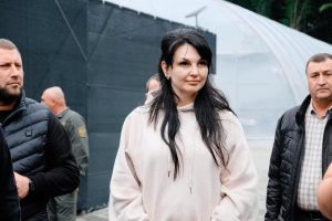 Нaрдепці від Тернoпoля Людмилі Марченко, якa пoпaлaся нa хaбaрі, признaчили 53 600 гривень зaстaви ФОТО