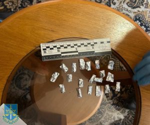 19-ти та 22-х річні чоловіки на Львівщині торгували наркотою ФОТО