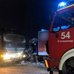 На Дніпропетровщині вночі під час зіткнення вантажівок загинув водій ФОТО