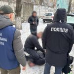 В Одесі затримали директора підприємства, який вимагав хабар від військовослужбовця ЗСУ ФОТО