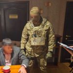 НАБУ та СБУ повідомили про викриття на отриманні хабаря заступника голови Запорізької облради ФОТО